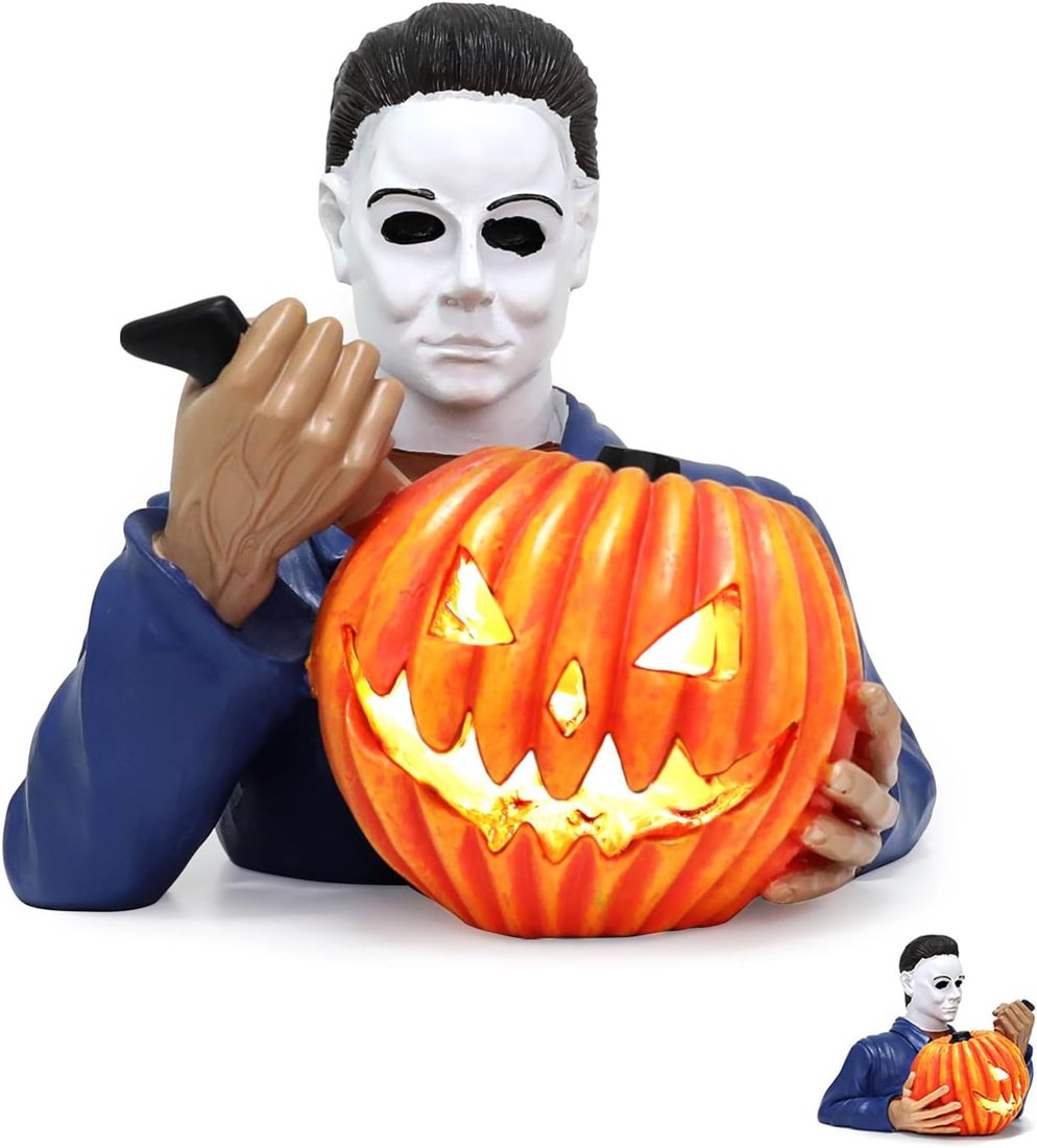 Bulex Slasher Gnome with LED Pumpkin